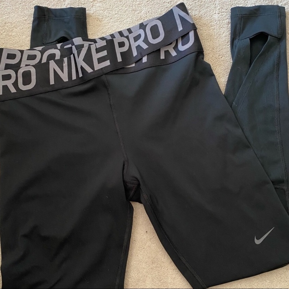 Nike pro intertwine leggings